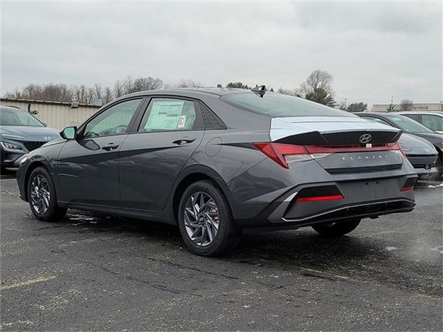 new 2025 Hyundai Elantra car, priced at $24,095