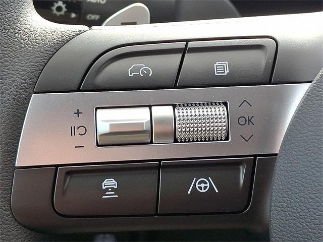 new 2026 Hyundai TUCSON Hybrid car, priced at $33,295