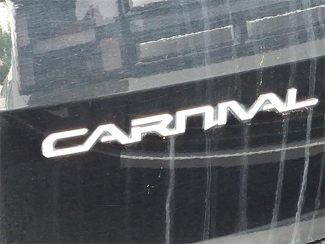 used 2024 Kia Carnival car, priced at $34,555