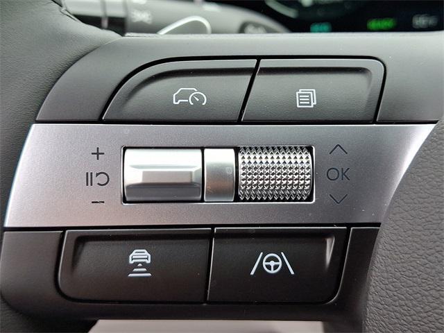 new 2026 Hyundai TUCSON Hybrid car, priced at $40,444