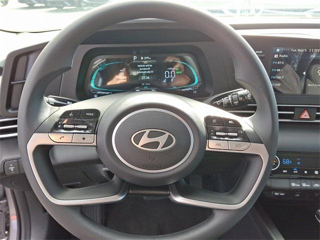 new 2025 Hyundai Elantra HEV car, priced at $26,290