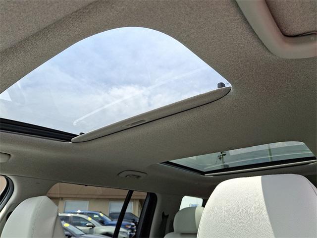 used 2024 Hyundai Santa Fe car, priced at $37,998