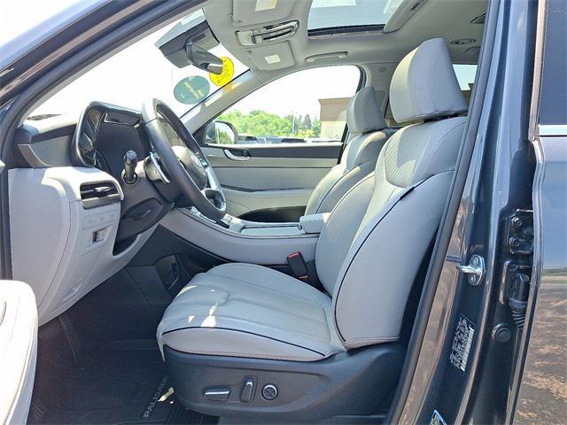 used 2024 Hyundai Palisade car, priced at $39,500