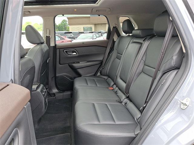 used 2021 Nissan Rogue car, priced at $22,444