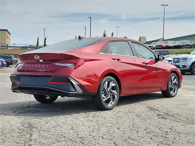 new 2024 Hyundai Elantra car, priced at $25,235