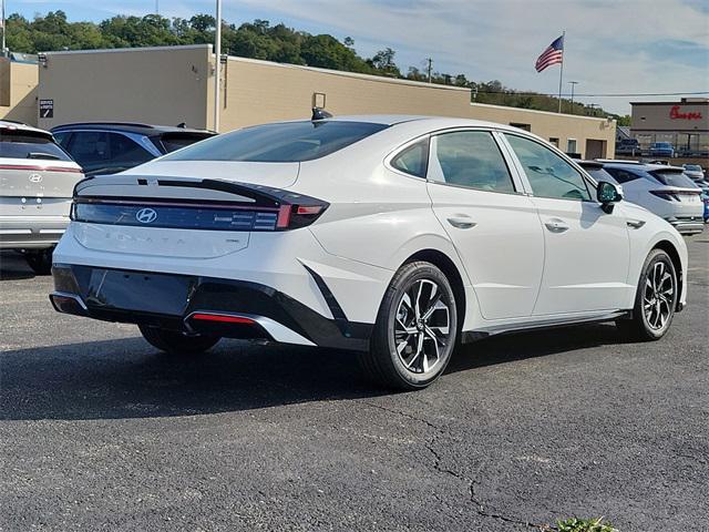 new 2024 Hyundai Sonata car, priced at $29,035