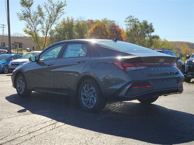 new 2025 Hyundai Elantra car, priced at $24,095