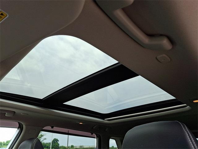 used 2023 Nissan Rogue car, priced at $26,555