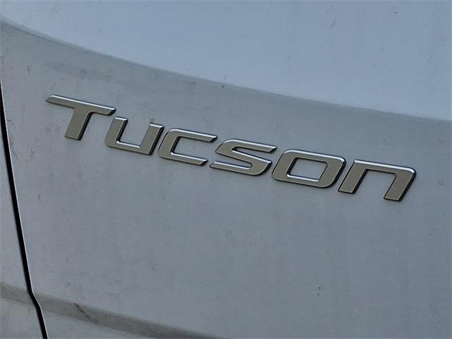 new 2025 Hyundai TUCSON Hybrid car, priced at $41,955