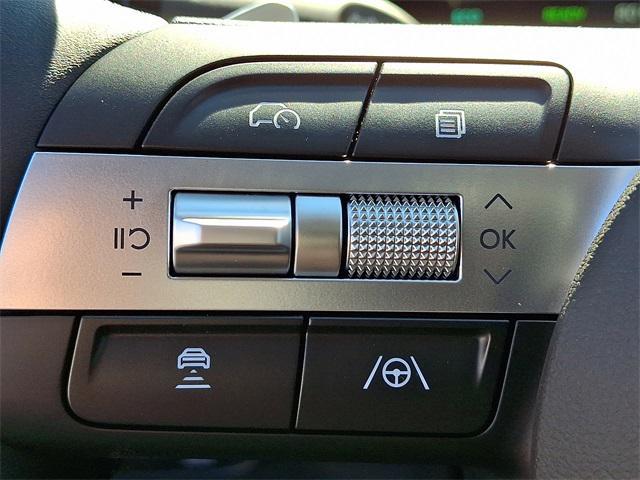 new 2026 Hyundai TUCSON Hybrid car, priced at $40,756