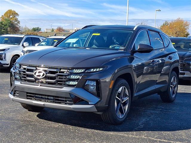 new 2025 Hyundai Tucson Hybrid car, priced at $37,370