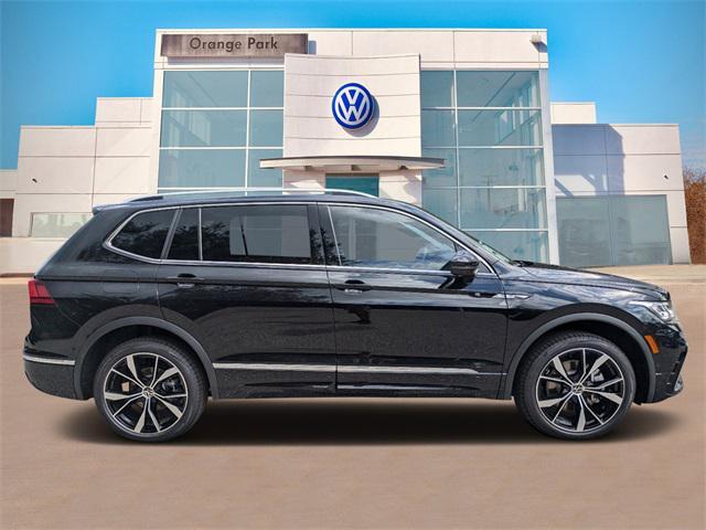 new 2024 Volkswagen Tiguan car, priced at $38,435