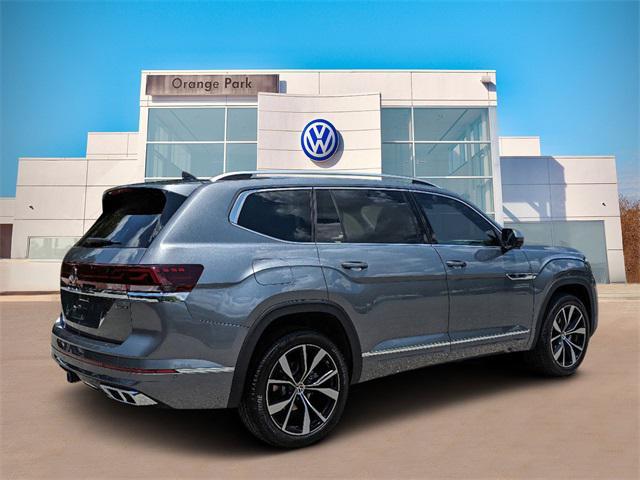 new 2024 Volkswagen Atlas car, priced at $50,812