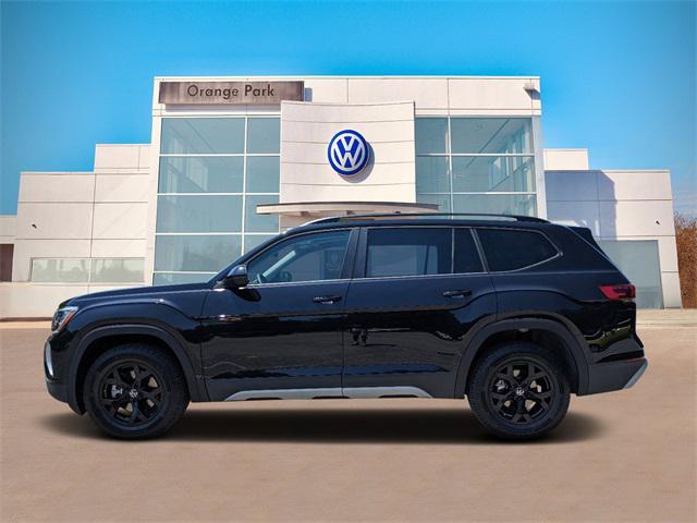 new 2024 Volkswagen Atlas car, priced at $49,902