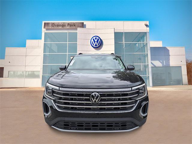 new 2024 Volkswagen Atlas car, priced at $39,025