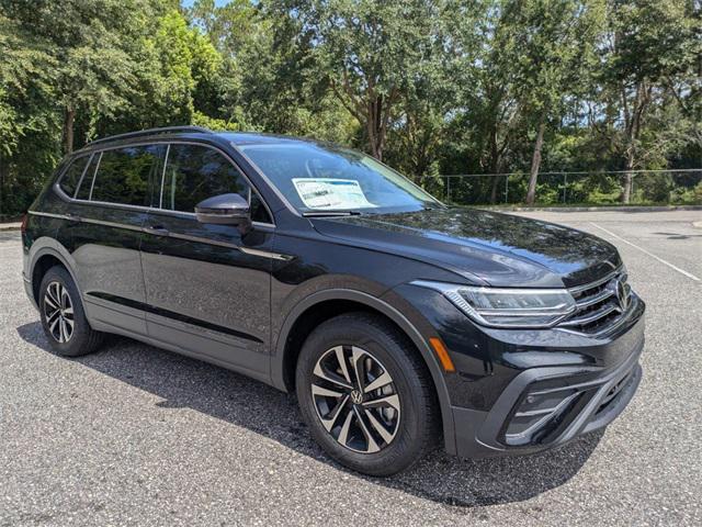 new 2024 Volkswagen Tiguan car, priced at $28,614