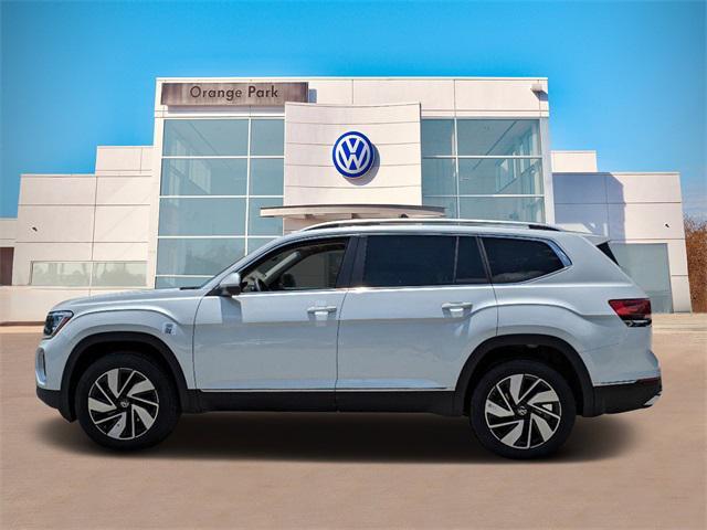 new 2024 Volkswagen Atlas car, priced at $45,456