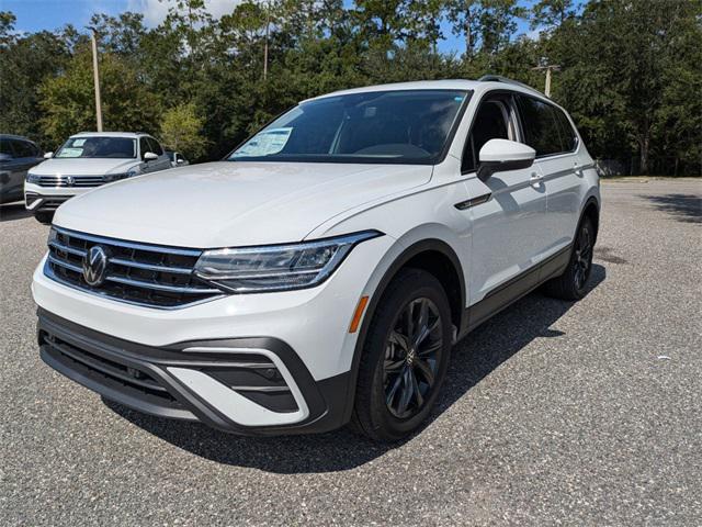 new 2024 Volkswagen Tiguan car, priced at $30,926