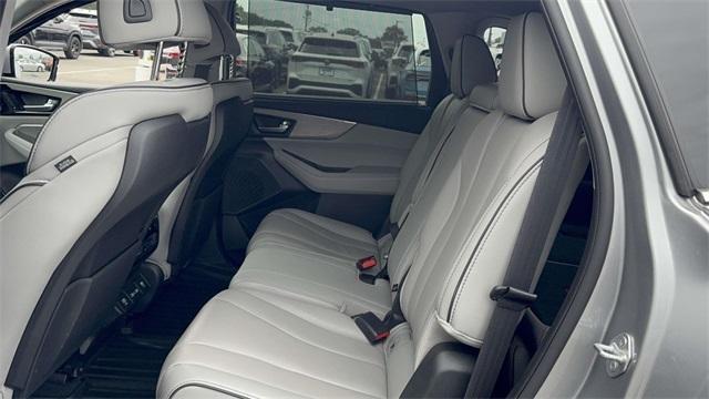 used 2022 Acura MDX car, priced at $40,791