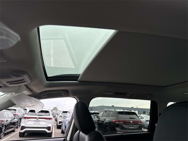 new 2025 Subaru Ascent car, priced at $54,806