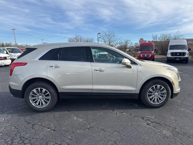 used 2017 Cadillac XT5 car, priced at $19,000