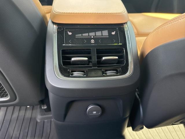 used 2022 Volvo XC90 Recharge Plug-In Hybrid car, priced at $38,000