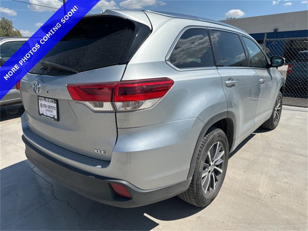 used 2018 Toyota Highlander car, priced at $26,380