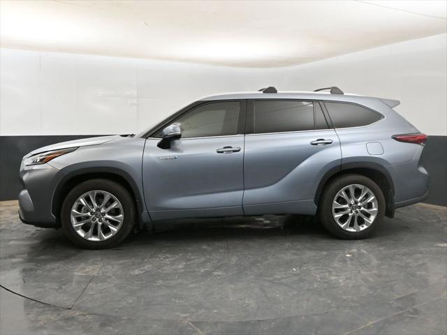 used 2021 Toyota Highlander Hybrid car, priced at $37,888