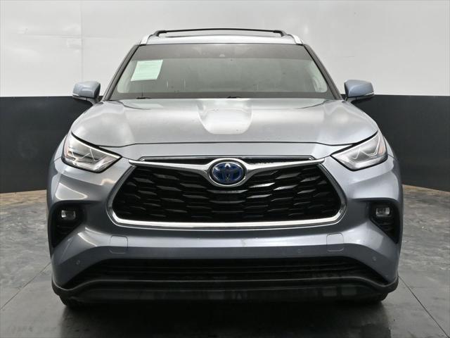 used 2021 Toyota Highlander Hybrid car, priced at $37,888