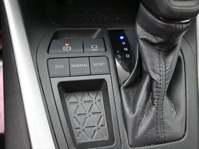 used 2022 Toyota RAV4 car, priced at $26,998