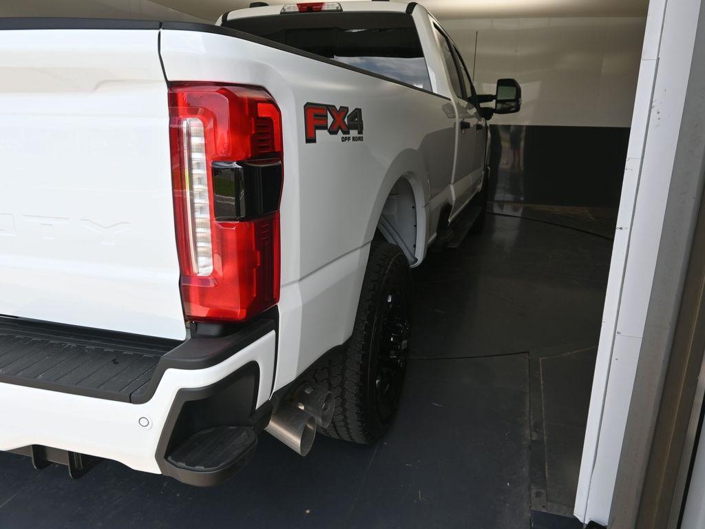 new 2025 Ford F-350 car, priced at $74,265