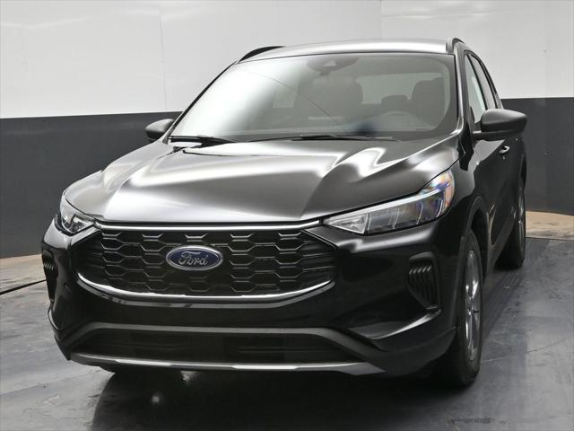 new 2025 Ford Escape car, priced at $29,112