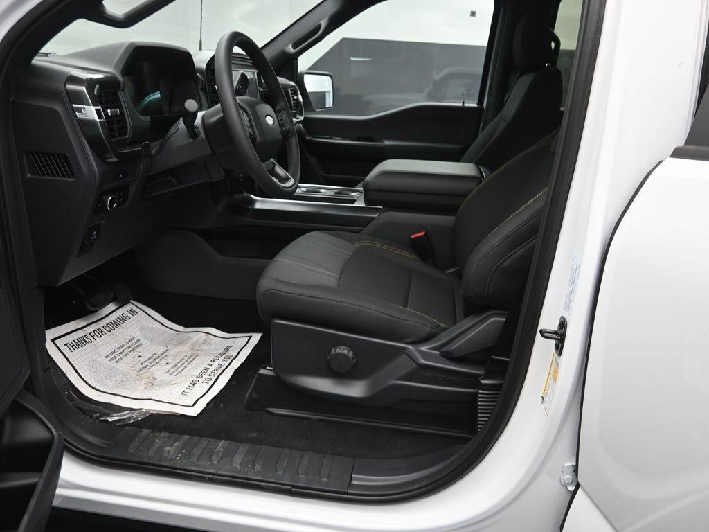 new 2025 Ford F-150 car, priced at $46,545