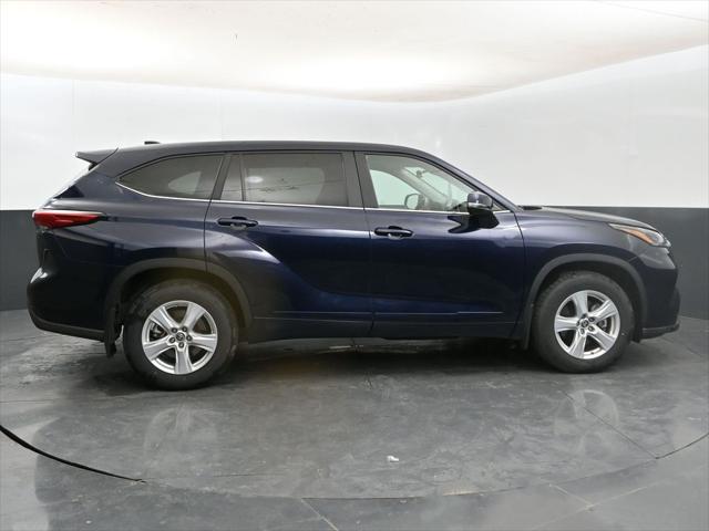 used 2023 Toyota Highlander car, priced at $34,880