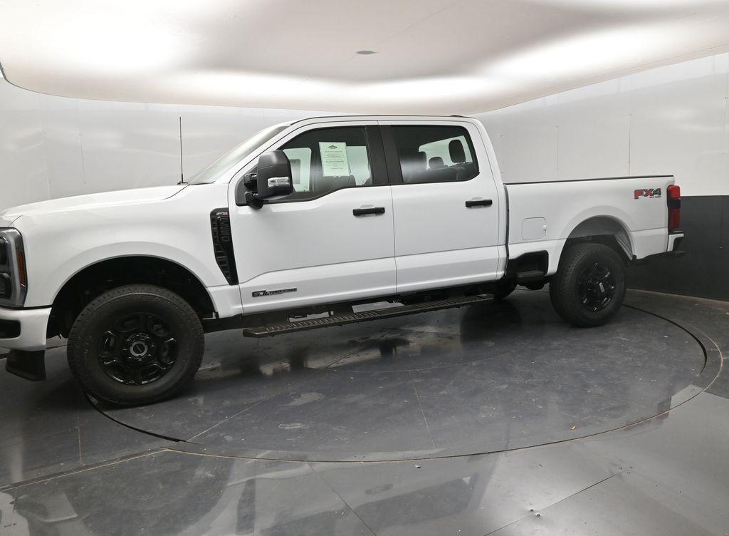 new 2025 Ford F-250 car, priced at $72,160