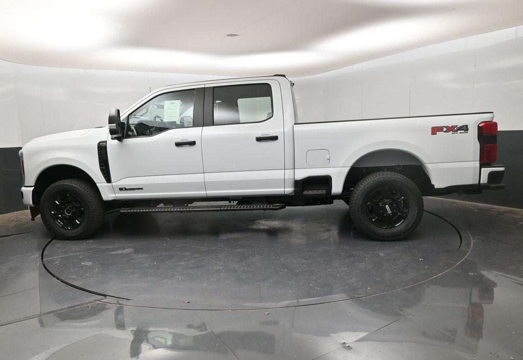 new 2025 Ford F-250 car, priced at $72,160