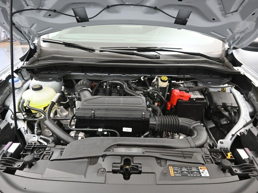 new 2025 Ford Escape car, priced at $30,990