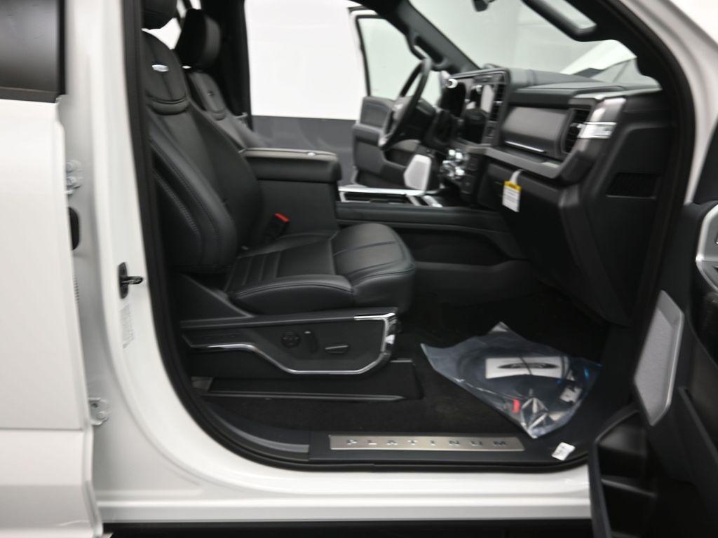new 2025 Ford F-250 car, priced at $91,739