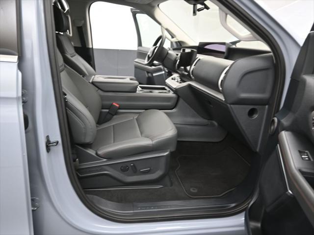 new 2025 Ford Expedition car, priced at $72,205