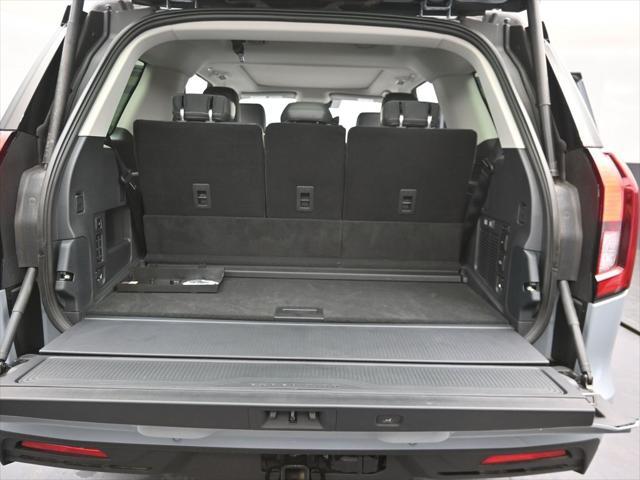 new 2025 Ford Expedition car, priced at $72,205