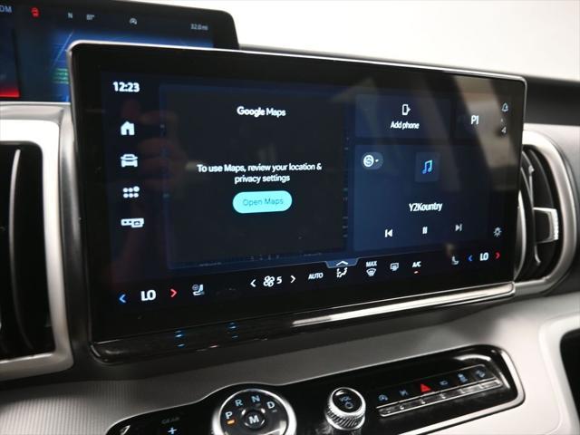 new 2025 Ford Expedition car, priced at $72,205