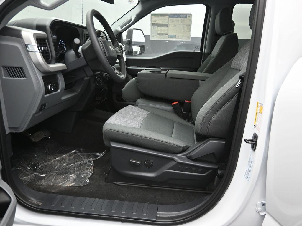 new 2025 Ford F-250 car, priced at $71,765