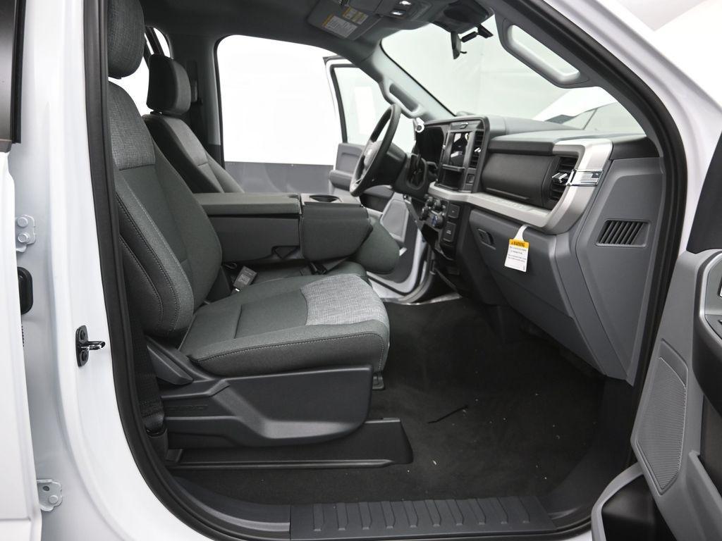 new 2025 Ford F-250 car, priced at $71,765