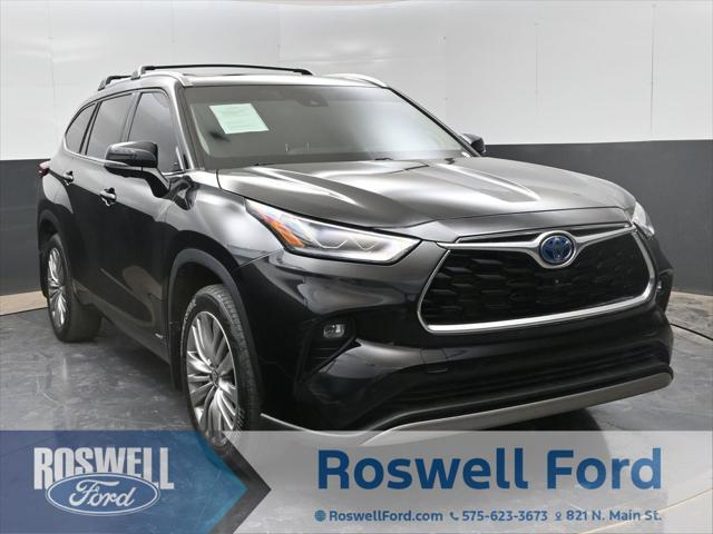 used 2023 Toyota Highlander Hybrid car, priced at $47,980