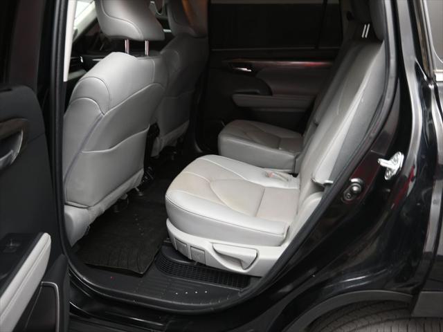 used 2023 Toyota Highlander Hybrid car, priced at $47,980