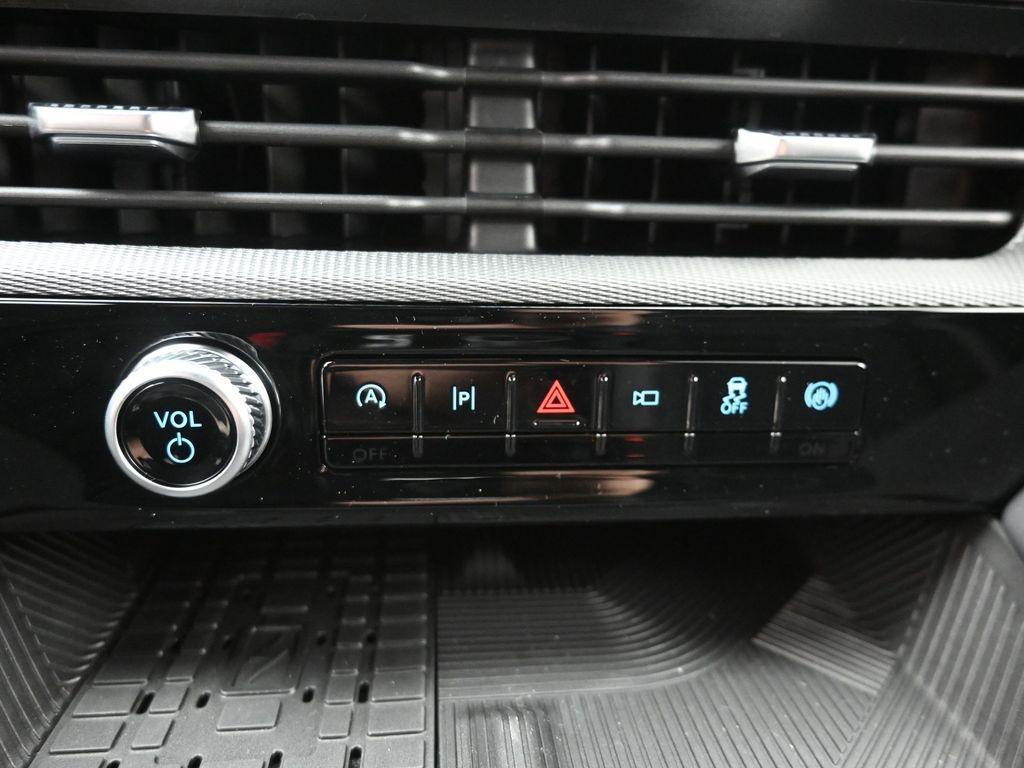 new 2025 Ford Explorer car, priced at $59,463