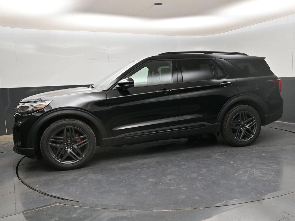 new 2025 Ford Explorer car, priced at $59,463