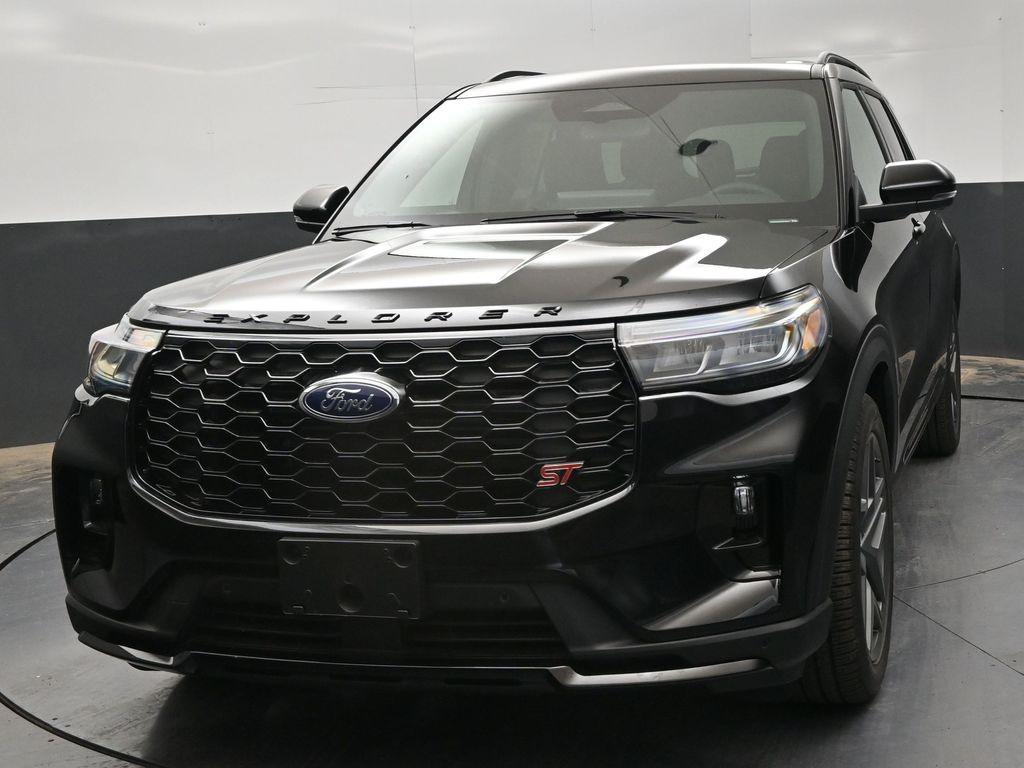 new 2025 Ford Explorer car, priced at $59,463