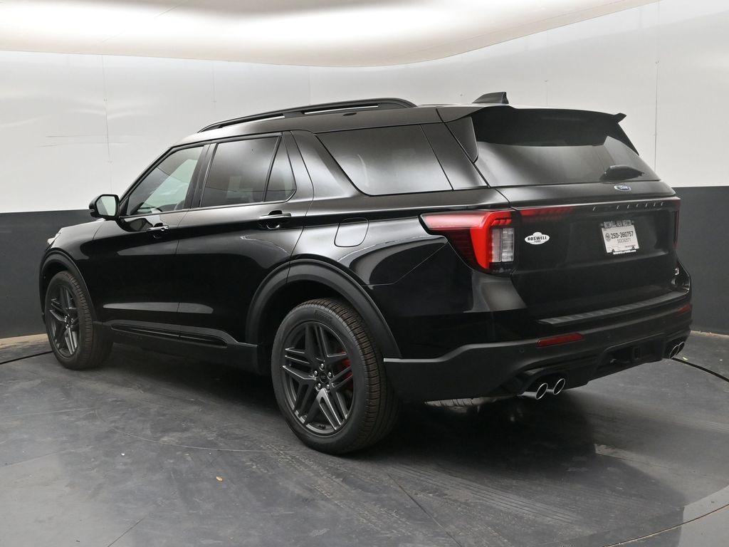 new 2025 Ford Explorer car, priced at $59,463