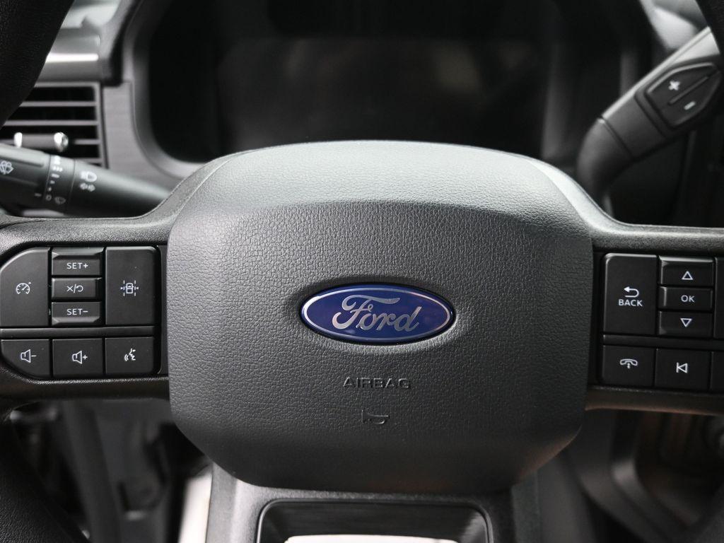 new 2025 Ford F-150 car, priced at $50,910
